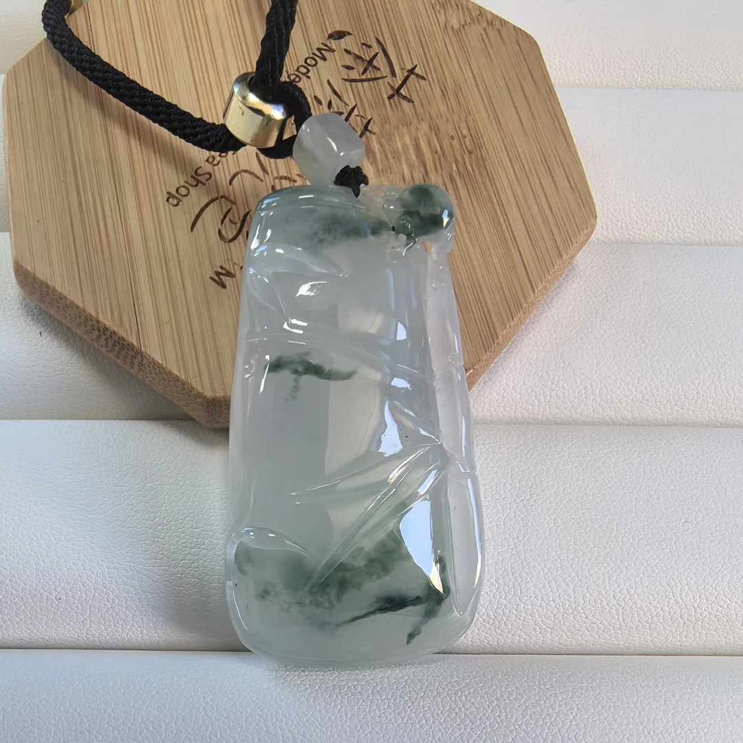 I0012 冰种飘蓝花翠吊坠缅甸A货翡翠竹报平安挂坠