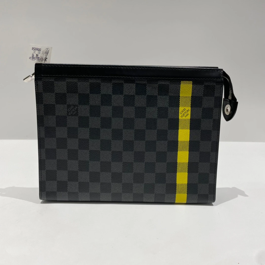 99新 LouisVuitton/路易威登 棋盘格拼色手拿包 尺寸27/20男款