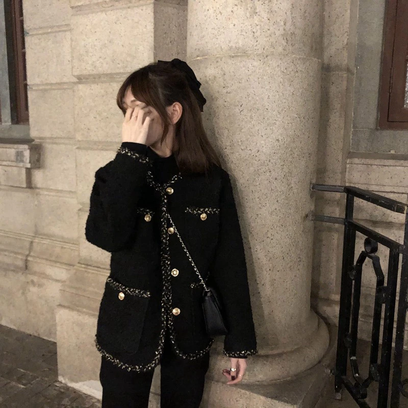 （窦窦家大码女装）曼哈顿小香风外套秋冬气质时尚黑色粗花呢上衣