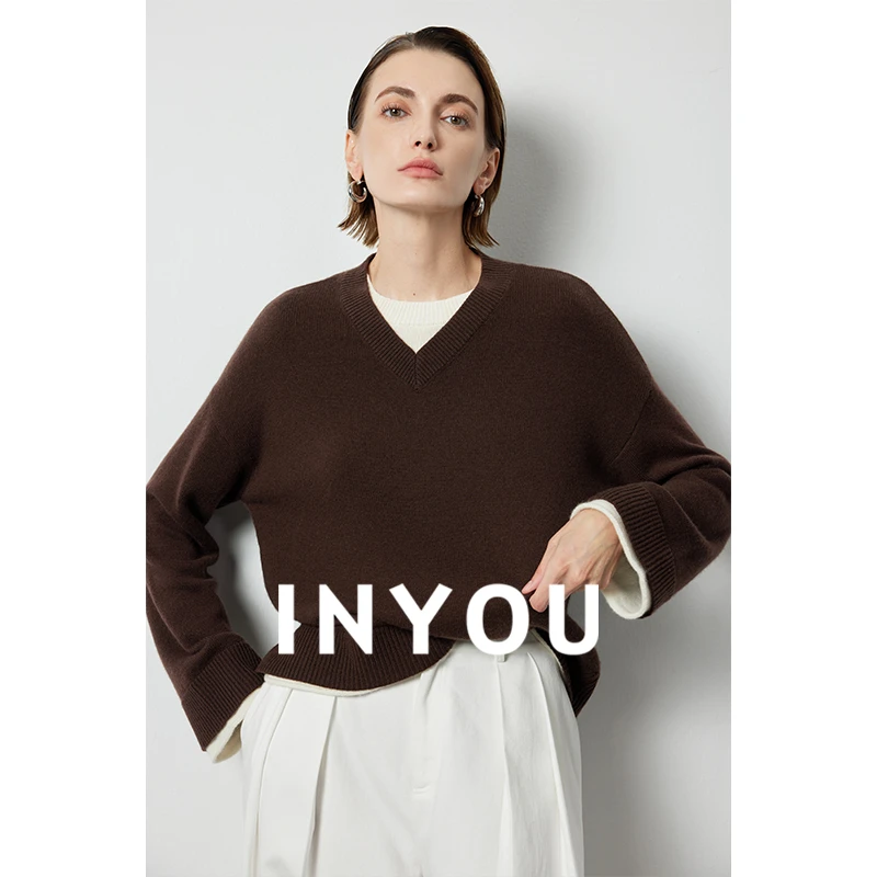 因由 廓形假两件羊绒撞色随性显瘦V领毛衣女