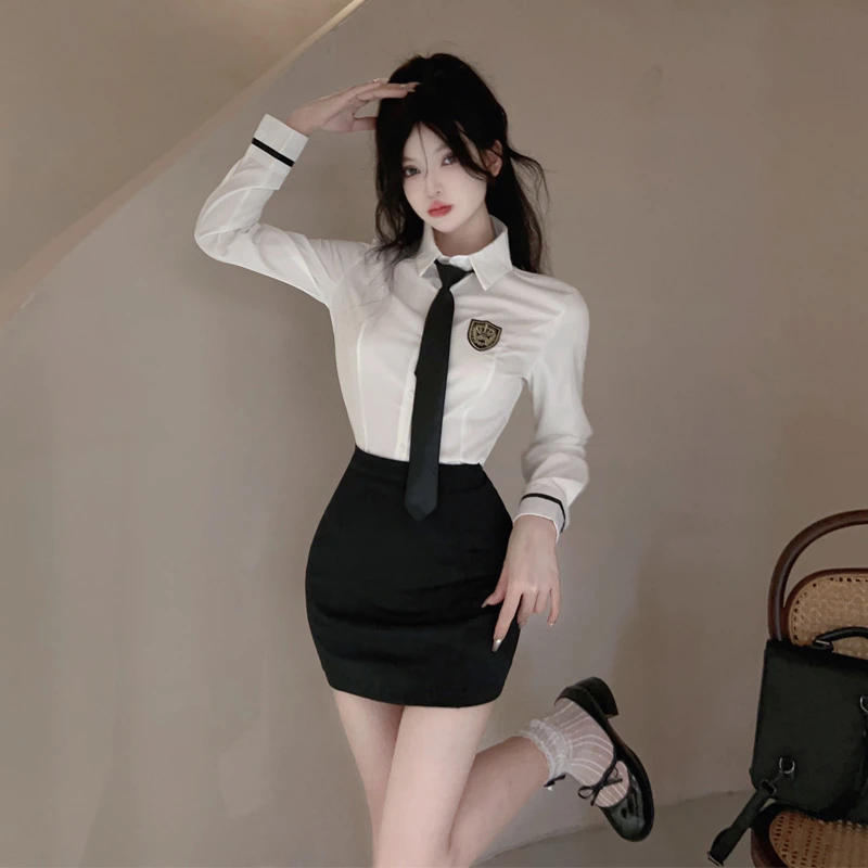 学院风jk英伦校服减龄套装裙女洋气白色长袖衬衣两件套穿搭包臀裙