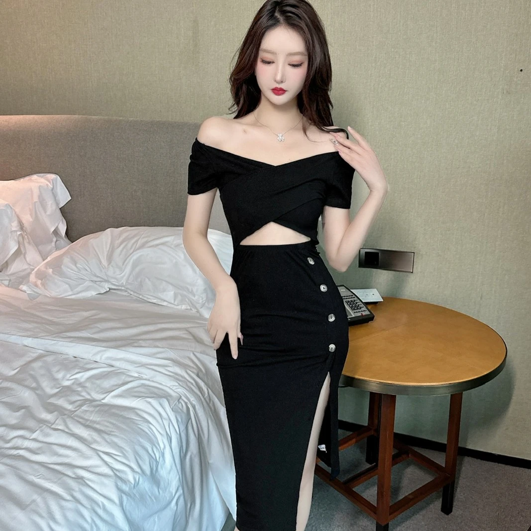 性感轻熟御姐风黑色连衣裙女2024年夏季新款收腰开叉辣妹包臀裙子