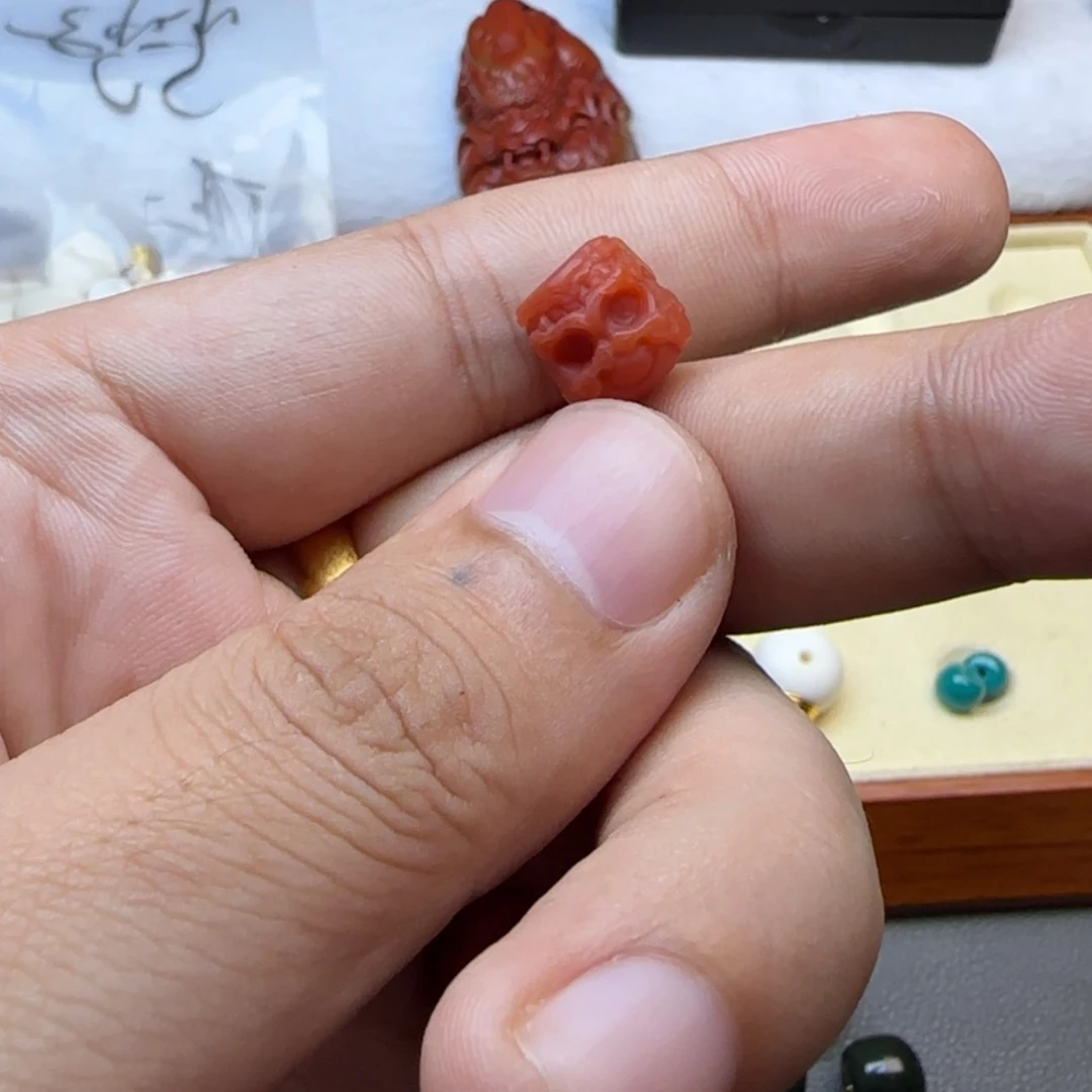 【闪购商品】南红玛瑙珠宝奇石未镶嵌周****店