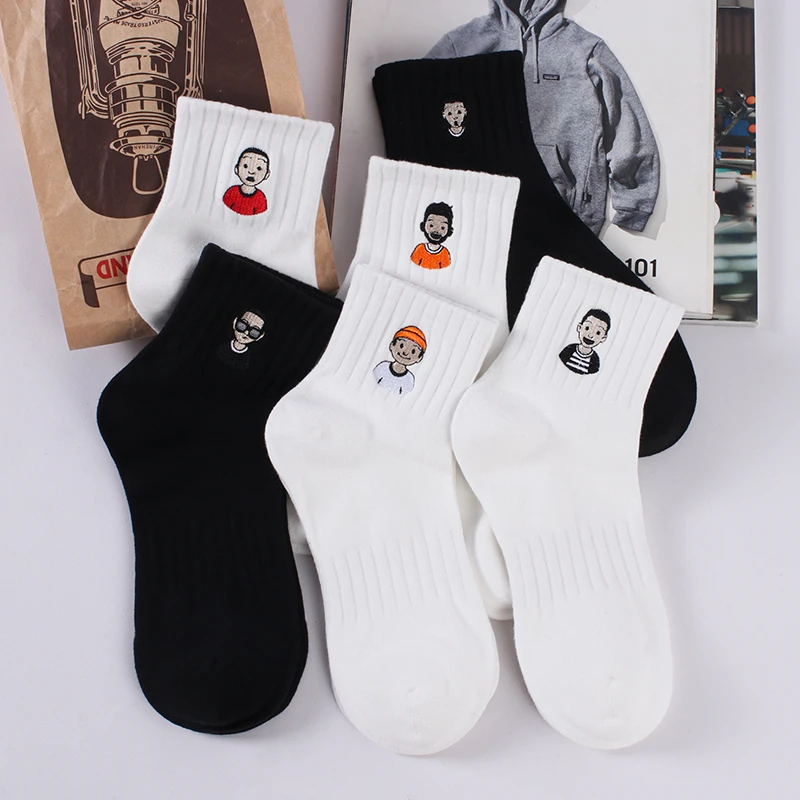SWAGSOCKS4双装夏季黑白色短筒袜子男士卡通刺绣百搭ins潮流短袜