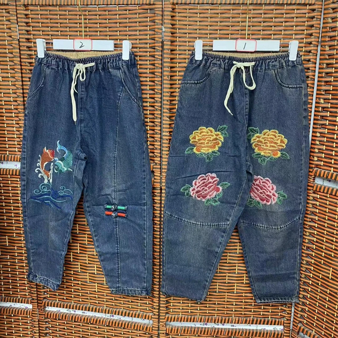 妈妈时尚休闲绣花松紧腰宽松水洗老爹裤