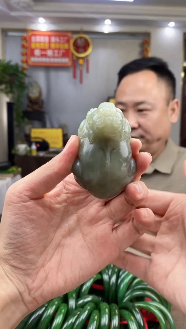 【闪购商品】和田玉手把件未镶嵌拍一发一多样性发货