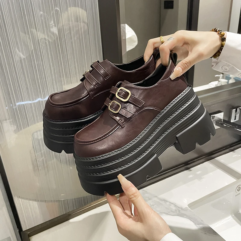 棕色复古英伦小皮鞋女2025早秋新款百搭小个子10cm显瘦松糕乐福鞋