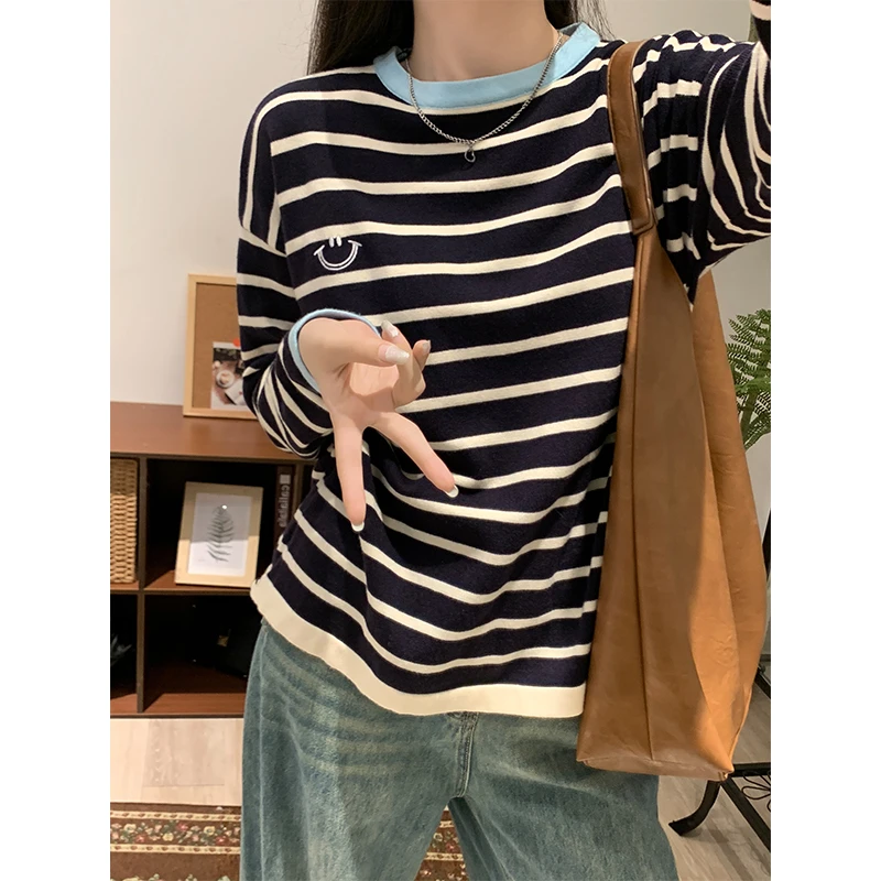 法式撞色拼接条纹笑脸刺绣毛针织衫女冬宽松慵懒松弛感打底衫上衣