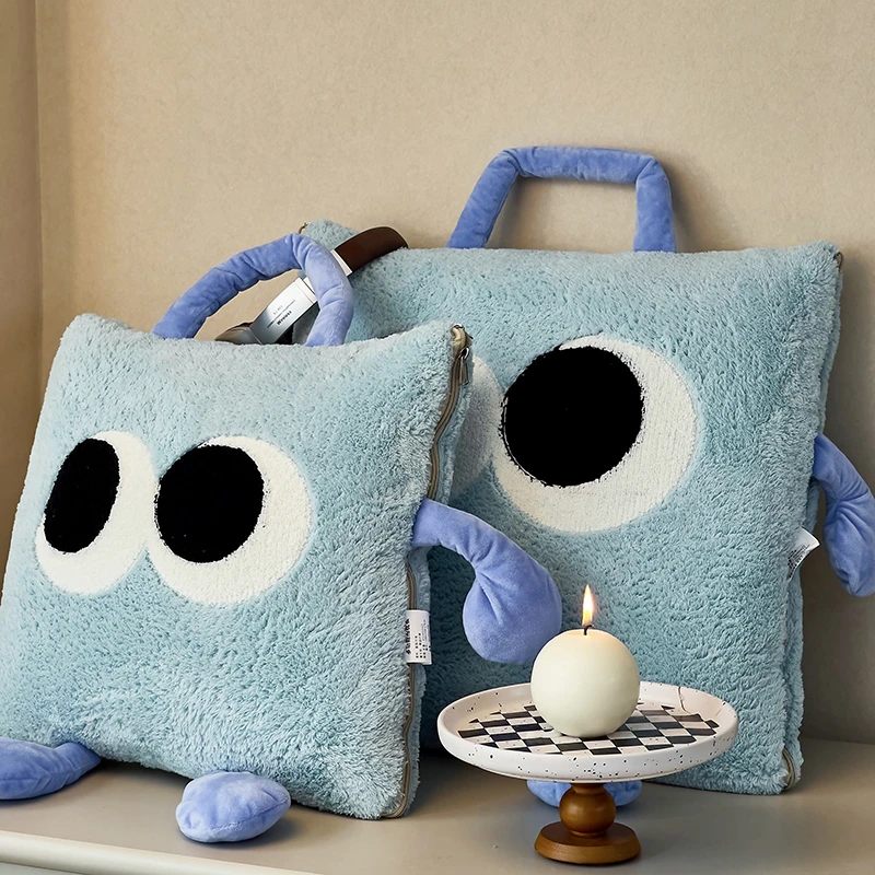 加厚可爱卡通两用抱枕被靠垫枕头被午休空调被秋冬汽车沙发办公室