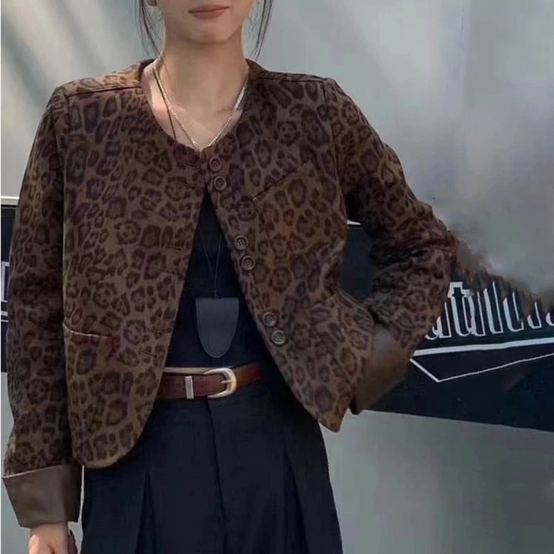 潮流2024复古秋季设计新款豹纹外套短款时尚气质百搭夹克上衣无领