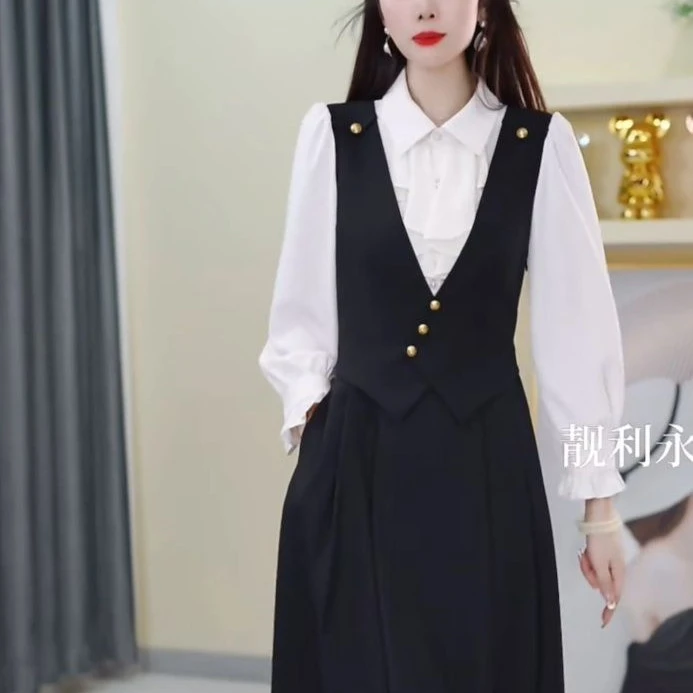 高级梭织精纺气质法式高端洋气优雅连衣裙2024秋季新款修身遮肉裙