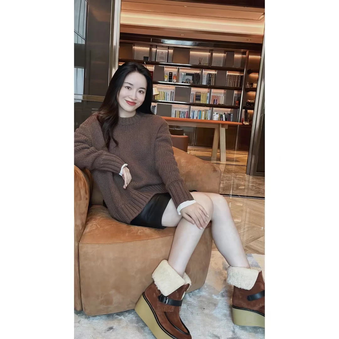 SY2406【贵姐NICOLE】高端设计师款长袖圆领套头针织衫毛衣女