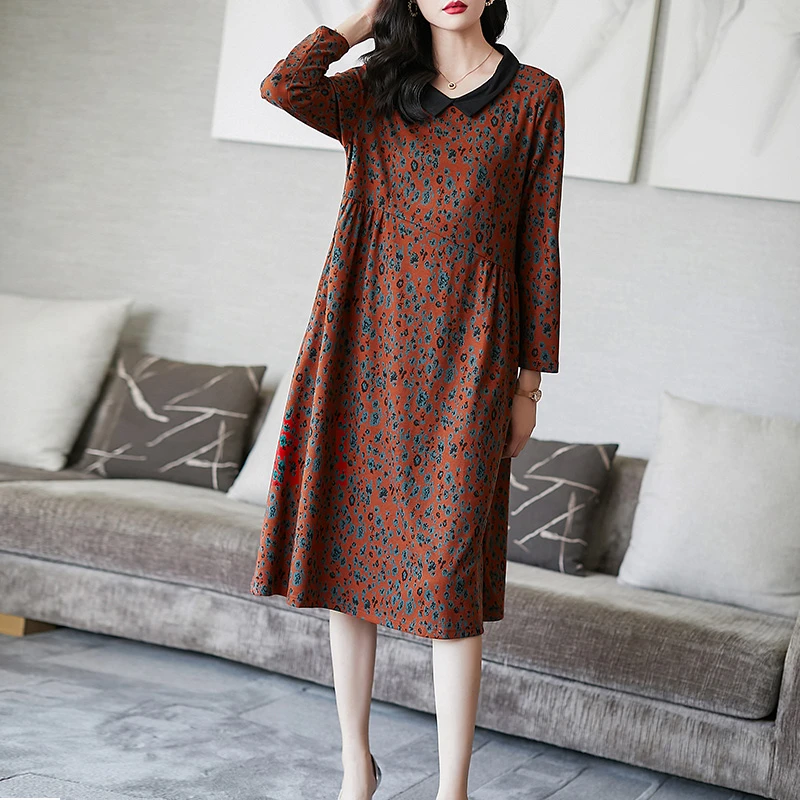 火袖485时尚秋款碎花连衣裙女显瘦大码中长款裙子