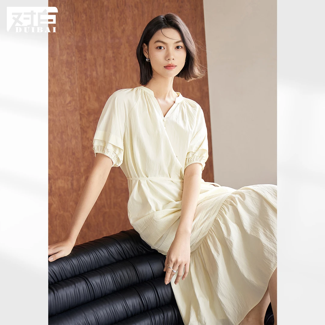 对白法式浪漫V领连衣裙女2024夏季新款小黑裙气DBDY-EDQ077