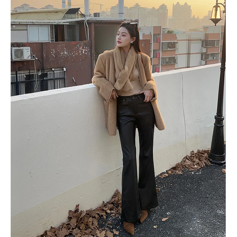 静一【现货】【建模腿】黑色微喇垂感PU复古高级感皮裤8241XXK1956