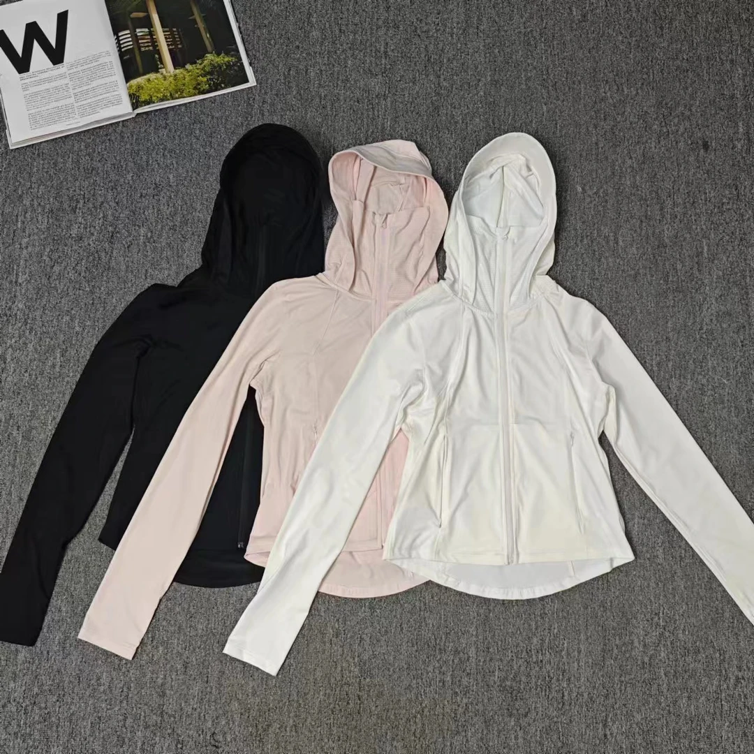 82716余小鱼 三色连帽舒适修身夏季时尚休闲百搭长袖防晒衣女装