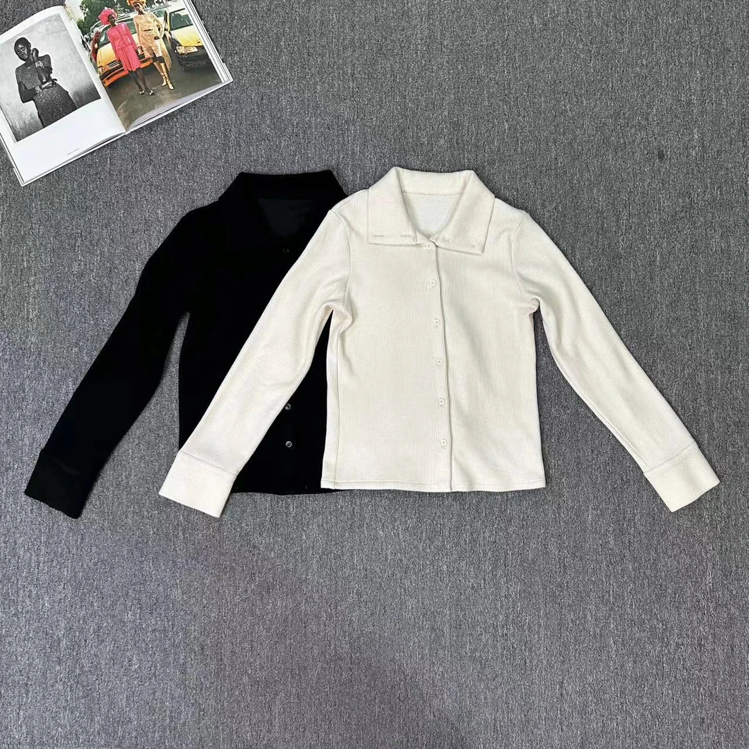 83142余小鱼【都市轻行】两色POLO领竖排扣设计百搭常规薄卫衣女装