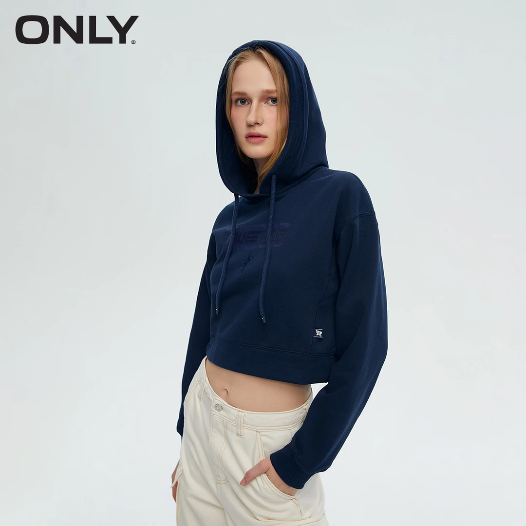 【赵老板专属】ONLY潮流防寒刺绣字母连帽短款长袖卫衣女|12349S013