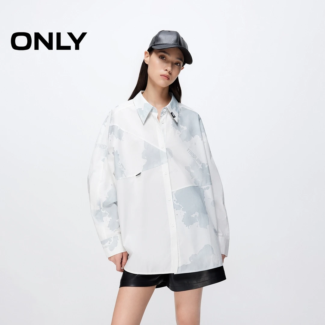 ONLY2025冬季新款时尚潮酷拼接泼墨印花宽松落肩衬衫女|124405008