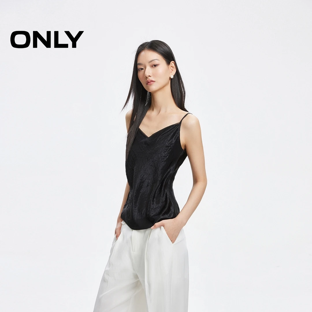 【金拐子专属】ONLY时尚辣妹风V领垂感修身吊带雪纺衫女|1242WS004