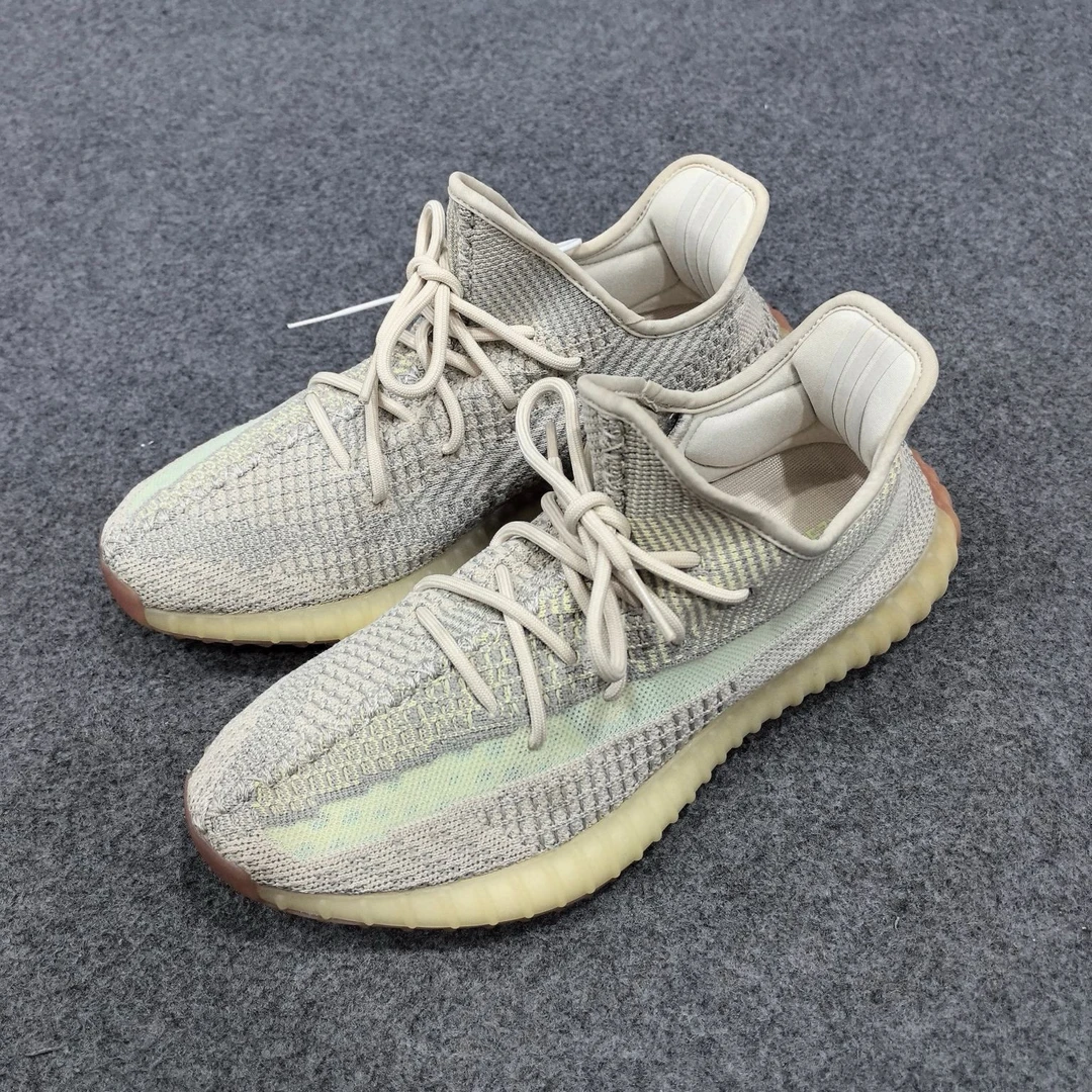 yeezy350拼接 44码 QQ2208休闲鞋