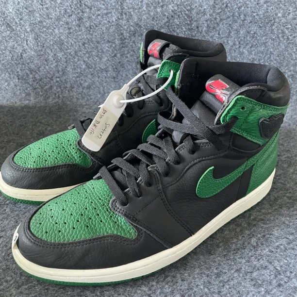aj1黑绿 成色新 45码