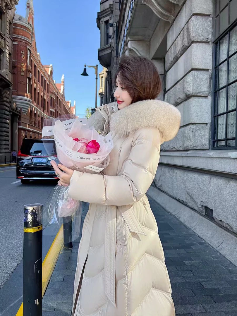 连帽长款圆领女羽绒服洋气女装保暖过膝女士时尚宽松收腰冬装2401