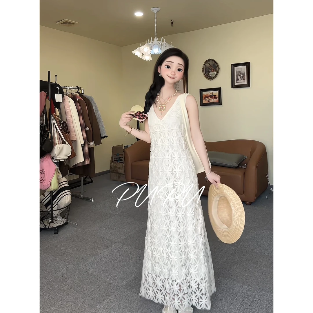 蒲蒲新款夏季气质显瘦慵懒风无袖欧货韩范蕾丝刺绣V领背心连衣裙