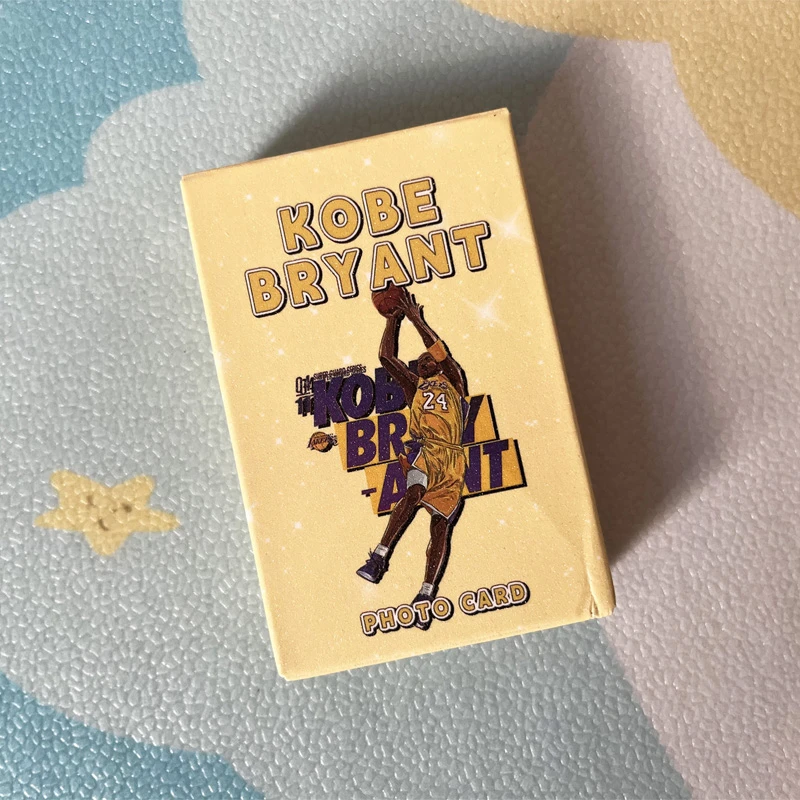 科比纪念品周边镭射闪卡50张生日礼物男生小卡片篮球珍藏卡牌