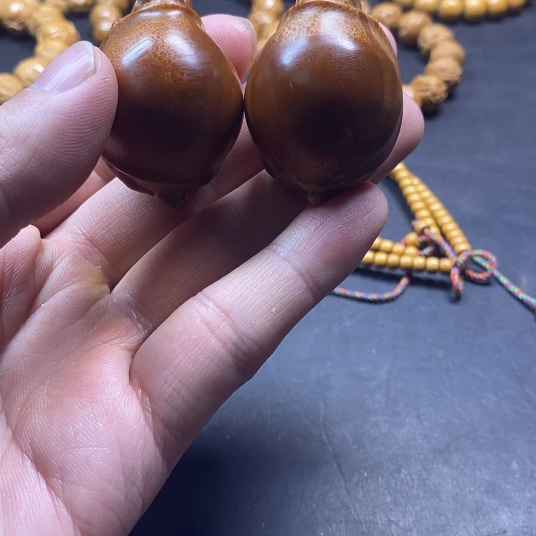 【闪购商品】橄榄核吊坠