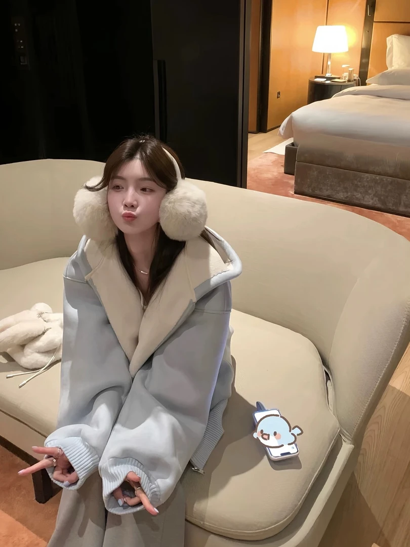 【现货】日常很爱穿 皮毛一体连帽卫衣女秋冬宽松少女感保暖外套