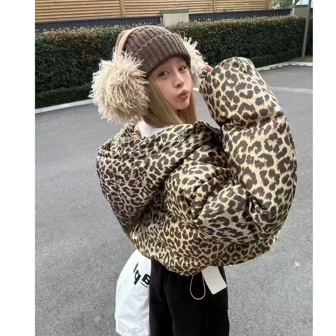 2024冬季网红超火豹纹连帽短款外套女宽松百搭时髦