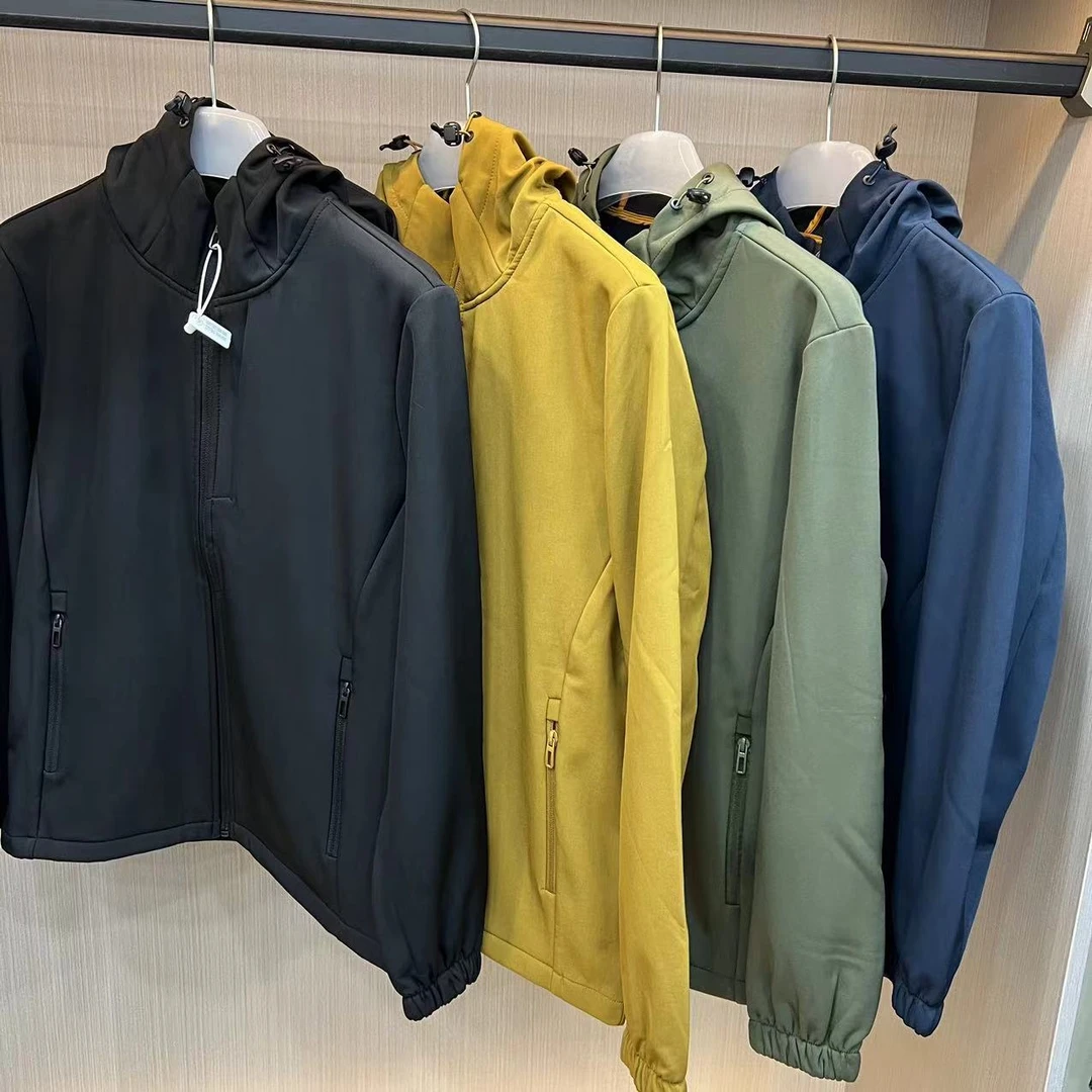 大厂货源 有型 户外防风防水 加绒 软壳纯色连帽冲锋衣秋冬 607