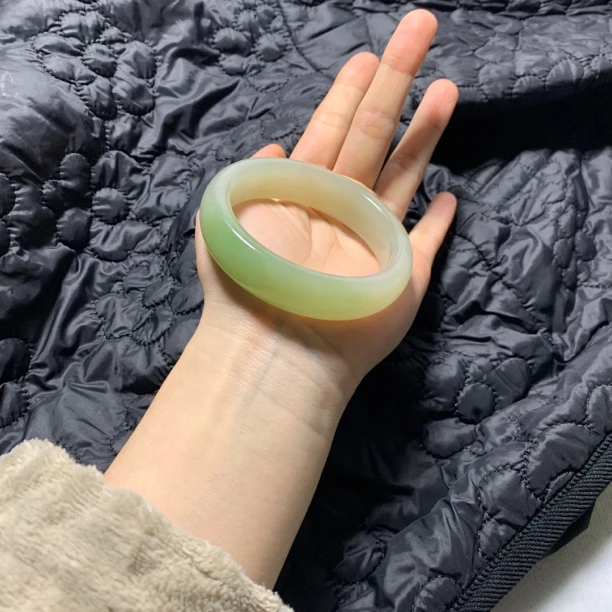 【春日的一抹绿】天然和田玉翠青手镯尺寸57/16/9