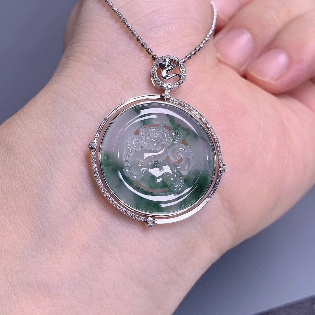 缅甸天然A货翡翠镶嵌18k金冰种飘花仿古貔貅吊坠冰透39.5×31.3×3