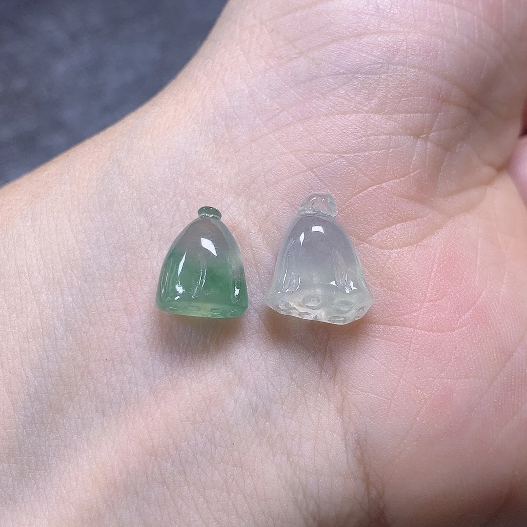 缅甸天然A货翡翠镶嵌件冰种满色飘绿白冰莲蓬吊坠礼物14×11.5×5.8