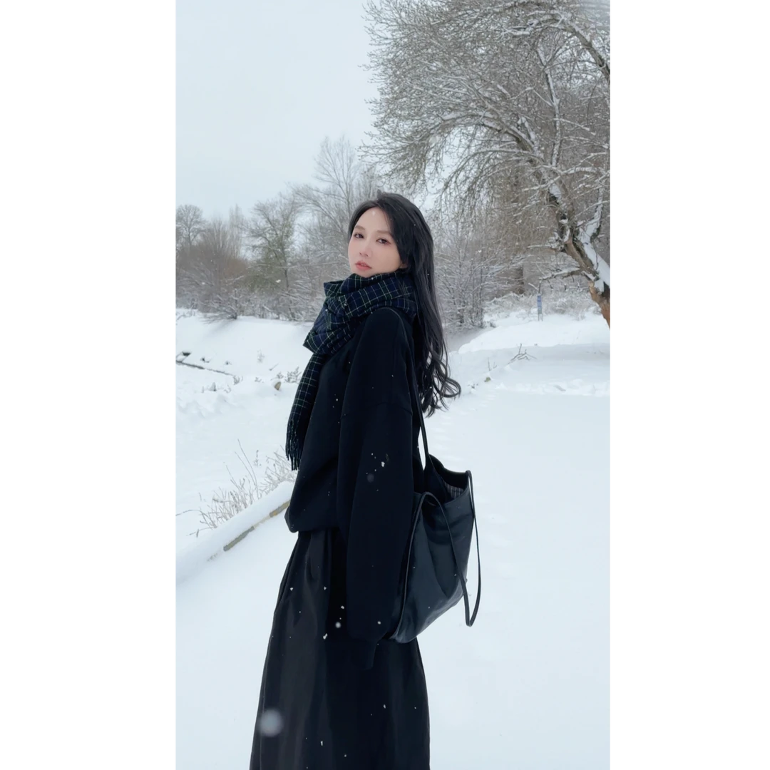 AMAZING IN | 1oo%棉 |440g胸前字母印花圆领卫衣A241108-ZE-9580