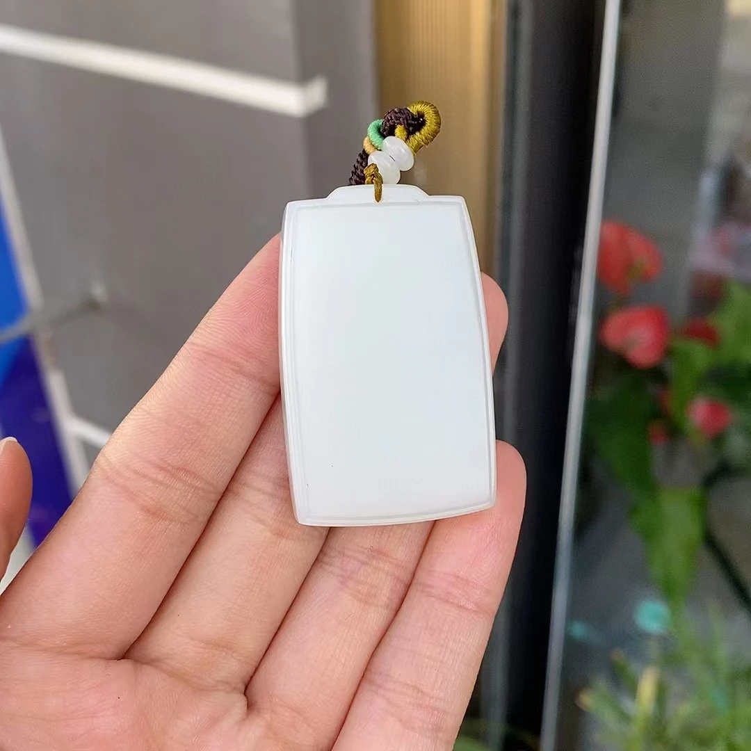 104665玉美人小程新疆和田玉白玉平安无事牌挂件