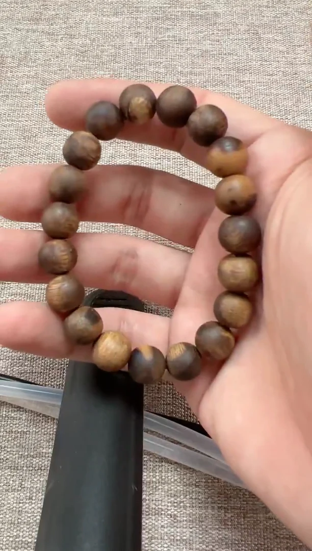 【闪购商品】沉香手串1.0圆珠白棋 多样性发货