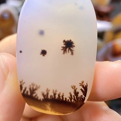 玛瑙/玉髓颈饰未镶嵌