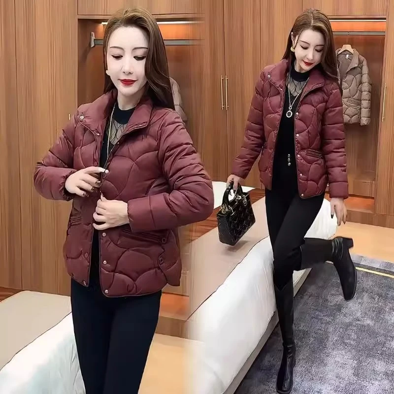 小个子简约洋气羽绒棉服女2024冬季新款时髦修身显瘦短款加厚外套