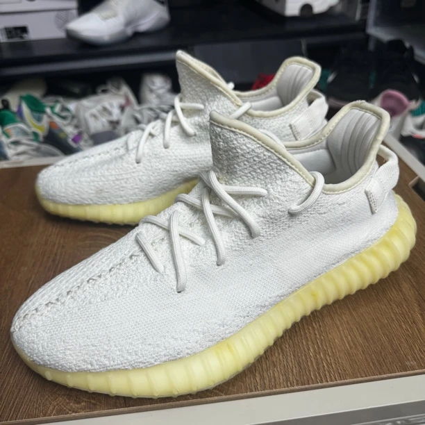 43码 yezzy350白冰激凌 中古潮流性价比阿迪运动鞋休闲鞋 实拍