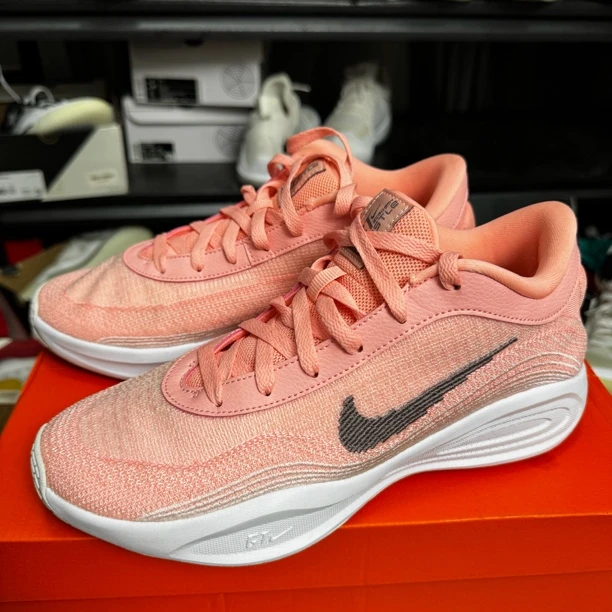 42码 G.T Hustle 中古性价比耐克缓震轻盈运动鞋篮球鞋 实拍如图
