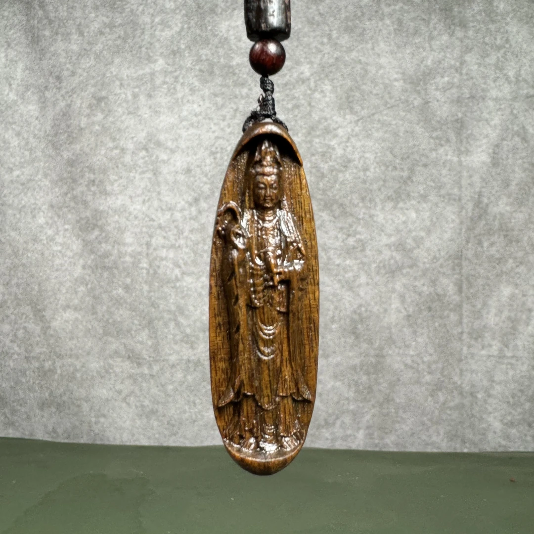 3.88小号净瓶观姐姐吊坠手把件正区达拉干天然精工