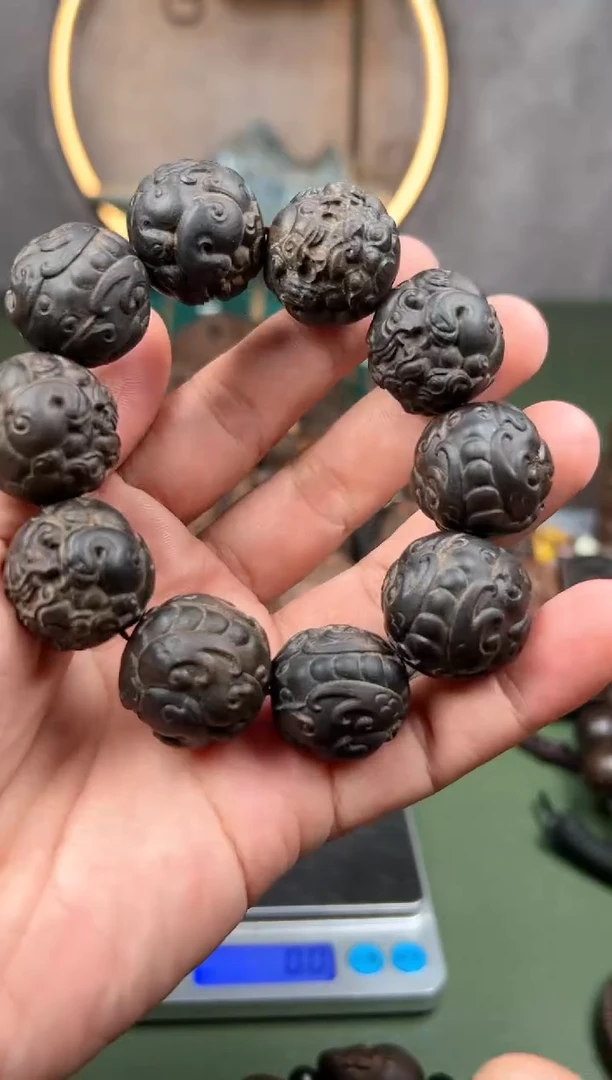 【闪购商品】香木加大款2.5cm貔貅手串39.99