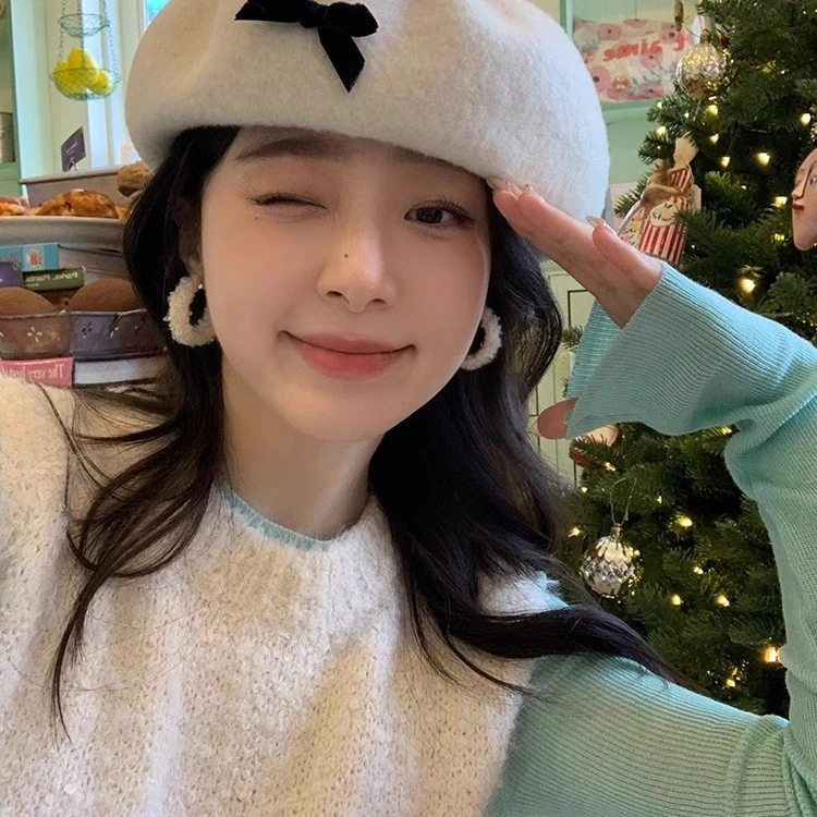 铜合金耳饰 韩剧欧尼毛绒素圈耳环女秋冬新款耳圈高级感耳饰耳钉