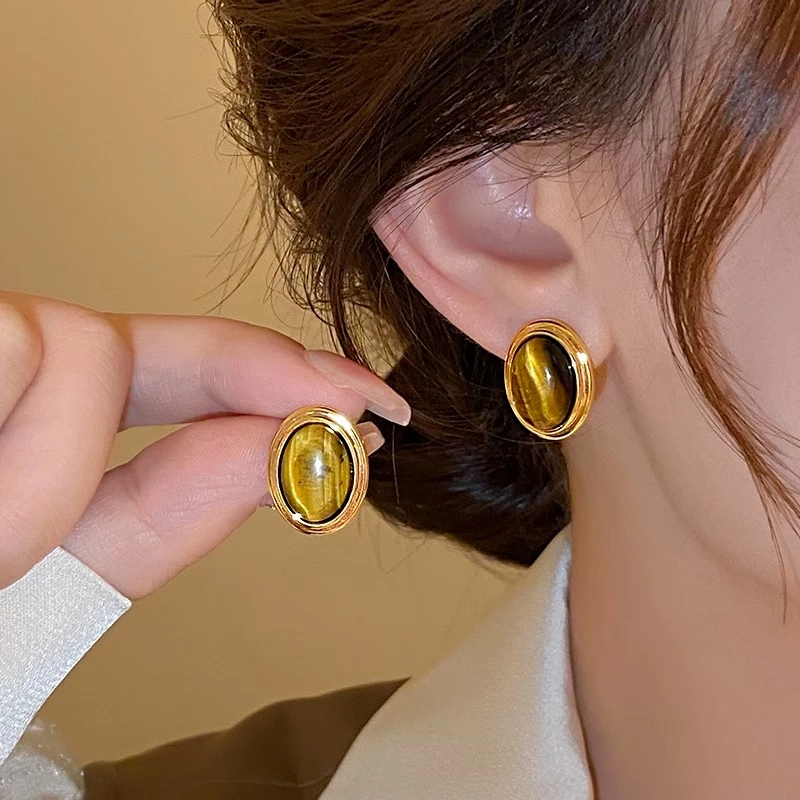 铜合金耳饰 椭圆虎眼石耳钉女轻奢高级感耳环2023爆款美拉德耳饰