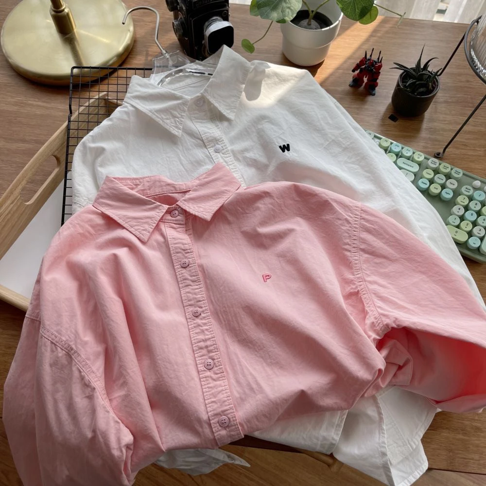 日系温柔风软奶粉水洗纯棉宽松别致绣花衬衫女奶甜系宽松防晒上衣