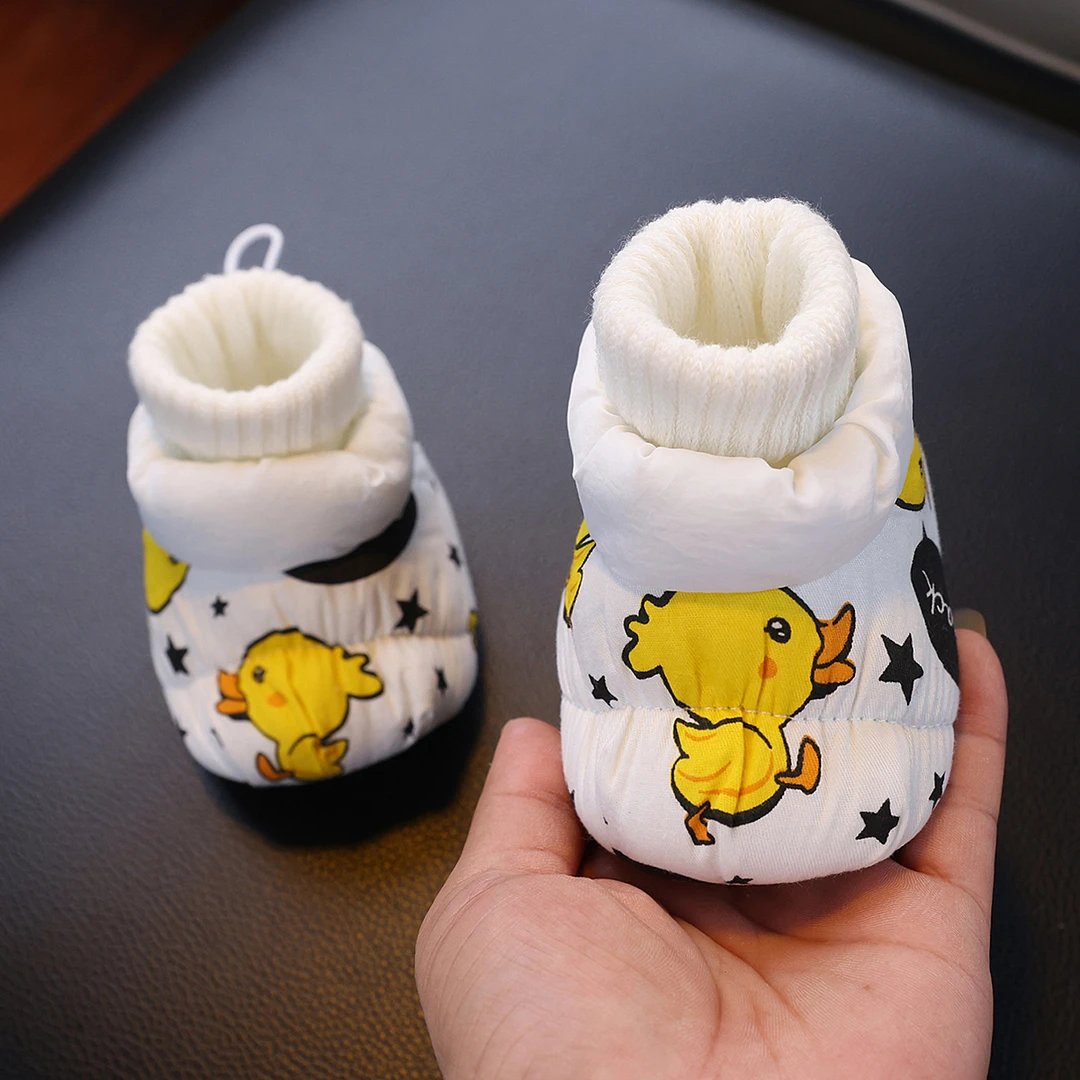 新生婴儿袜鞋秋冬加绒可爱印花宝宝卡通保暖护脚套学步鞋软底防掉