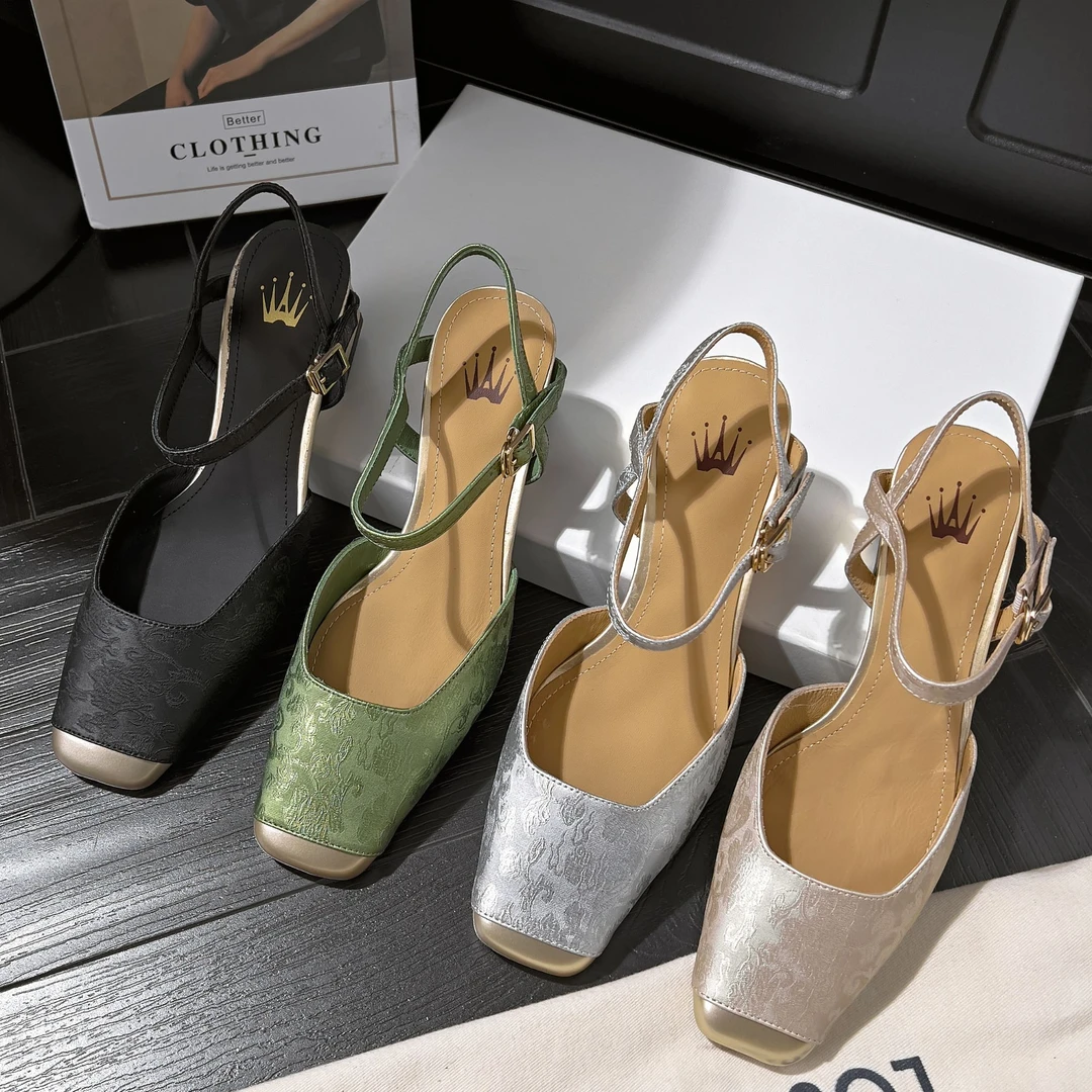 【微时尚】气质女鞋时尚方头夏季中跟高跟鞋凉鞋经典百搭跟LEV2129